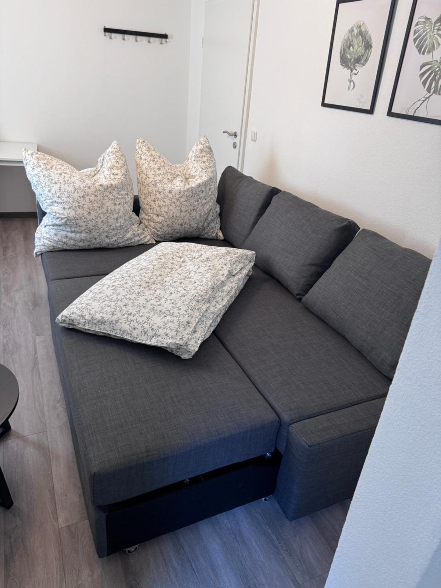 Ferienwohnung Direkt An Der Mosel Im Zentrum Von Zell Exterior photo