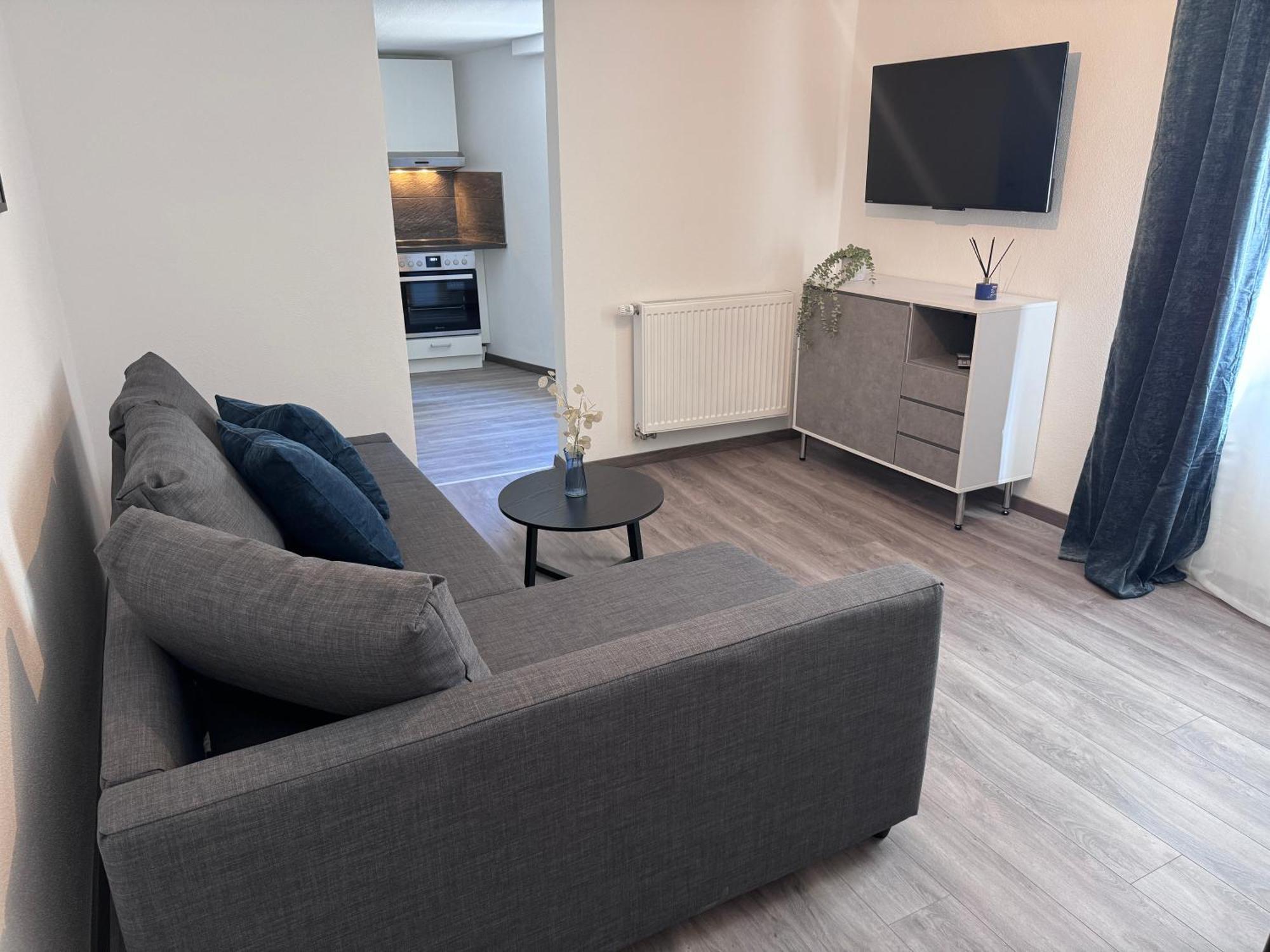 Ferienwohnung Direkt An Der Mosel Im Zentrum Von Zell Exterior photo
